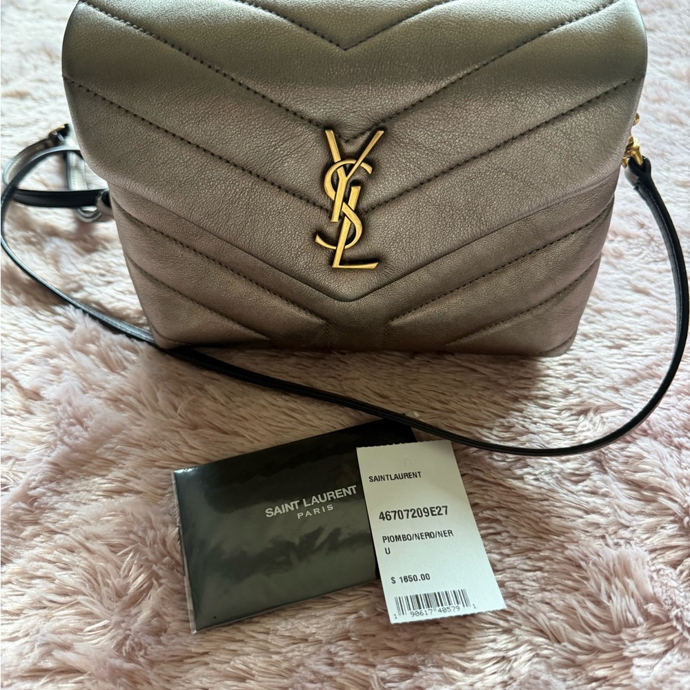 Yves Saint Laurent Gold-Tone Crossbody Bag - Picture 3 of 9